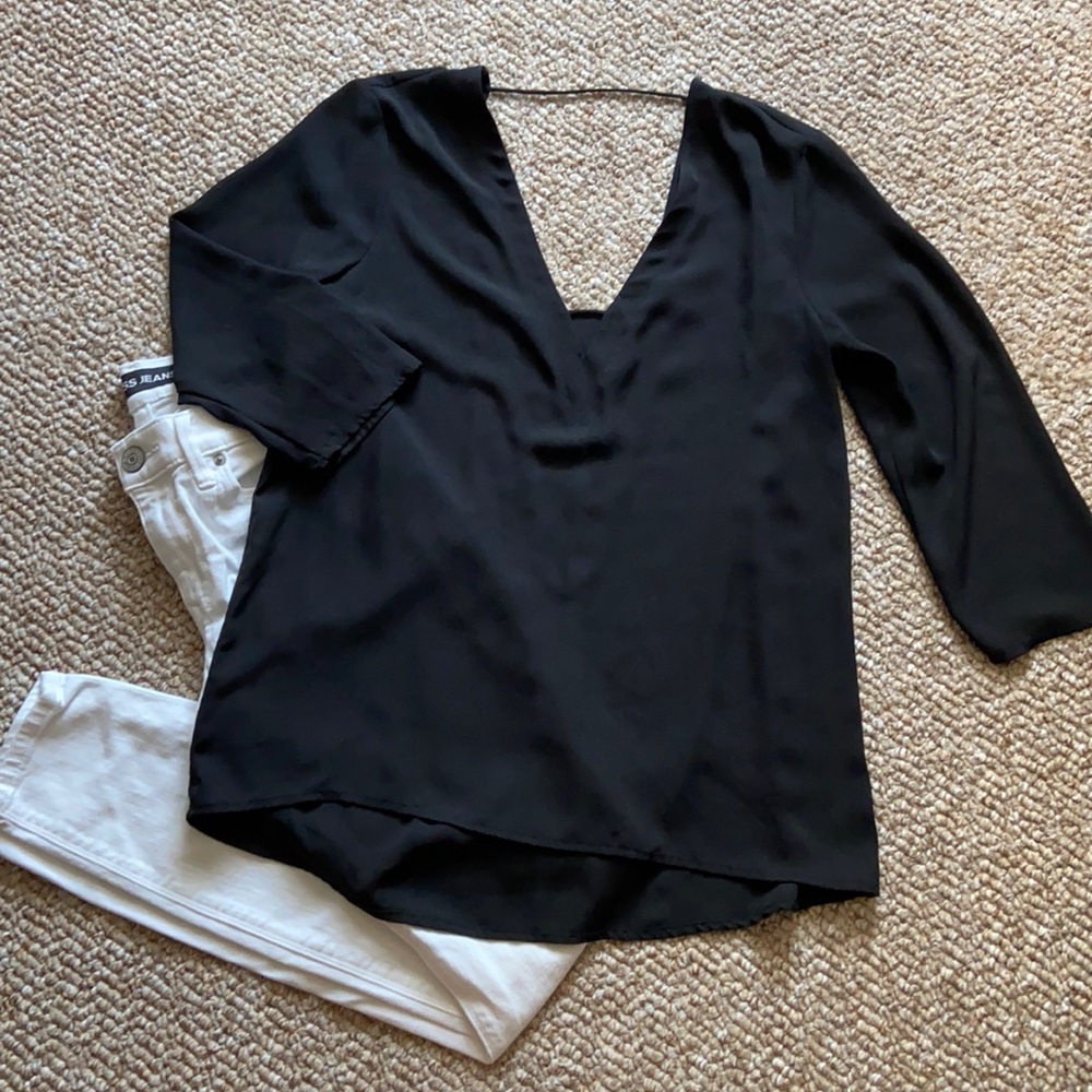 Express Deep V Back 3/4 Tee